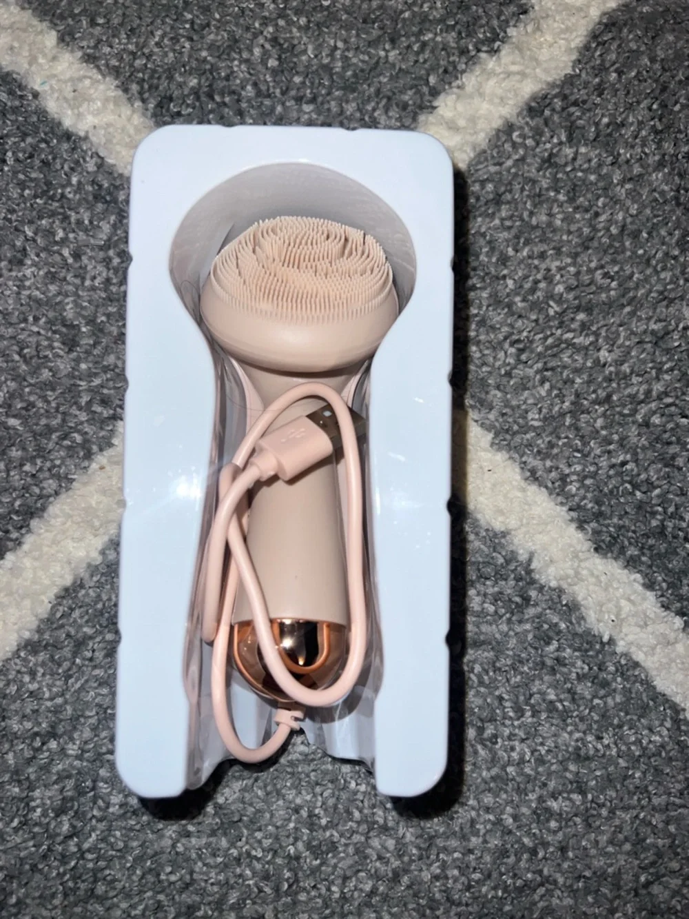 NOXORA Pink Scrub Brush Facial Cleansing Device